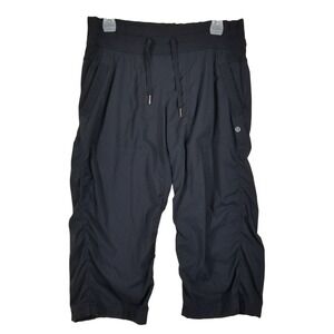 Lululemon Studio Crop II Black Ruched Side Athletic Pants Womens Size 8